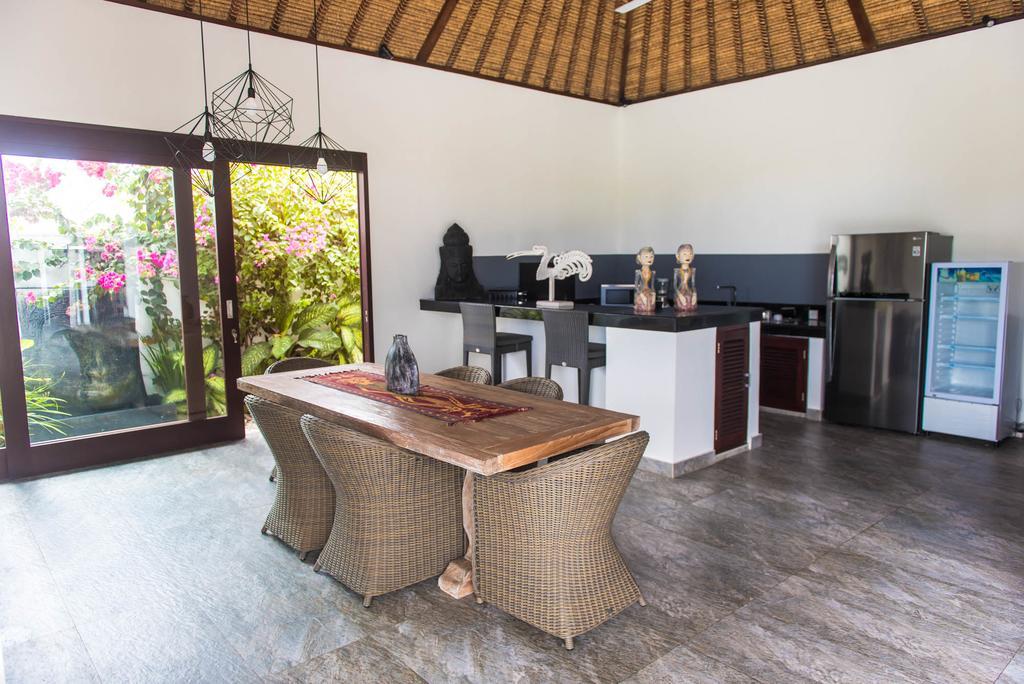Villa Michiko Uluwatu Buitenkant foto