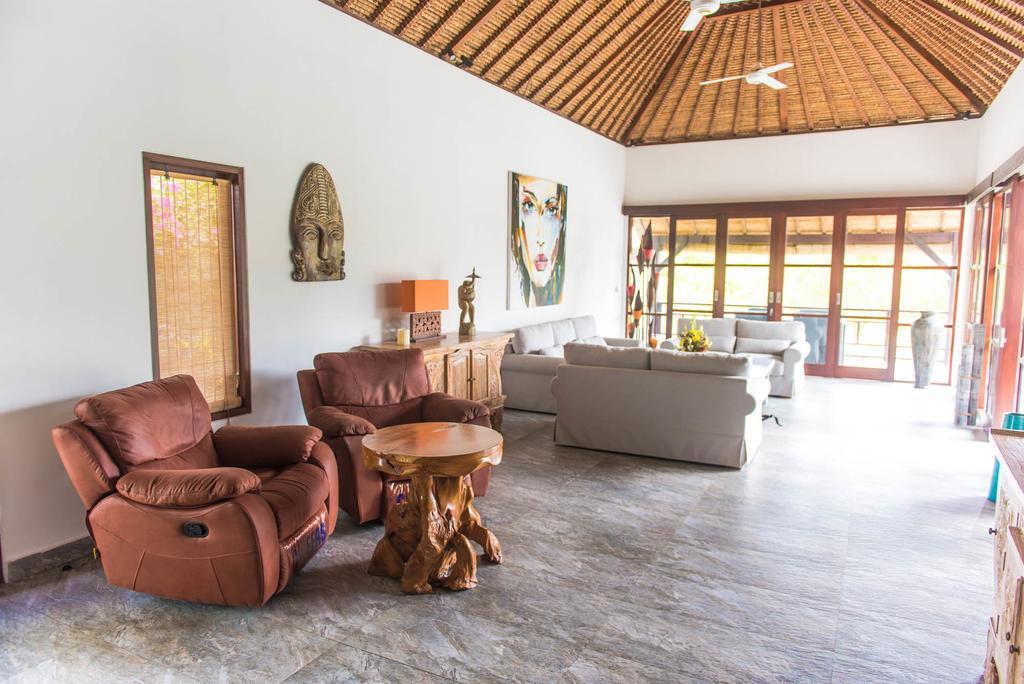 Villa Michiko Uluwatu Buitenkant foto
