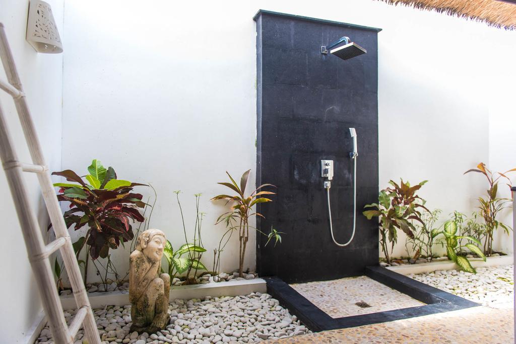 Villa Michiko Uluwatu Buitenkant foto